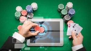 How Online Casinos Are Revolutionizing the Gambling Industry